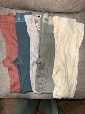 Skims - Ribbed Leggings Bundle in Rose, Kyanite, Heather Gray, Mineral & Bone
